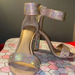 Gianni Bini Size 5.5 women’s heels